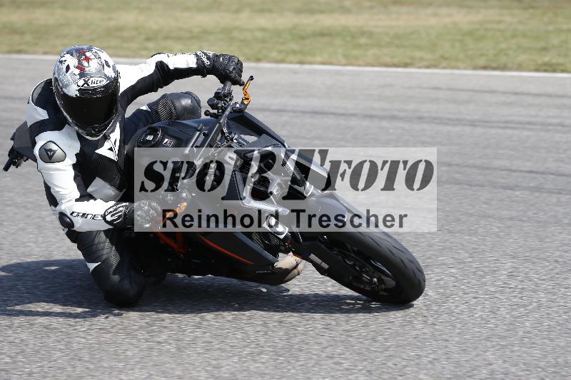 Archiv-2025/49 26.08.2025 Cornu Master School ADR/blau-bleu/62